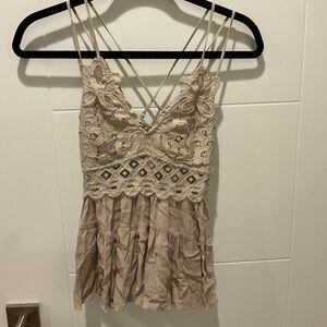 Lace Beige Sleeveless Top